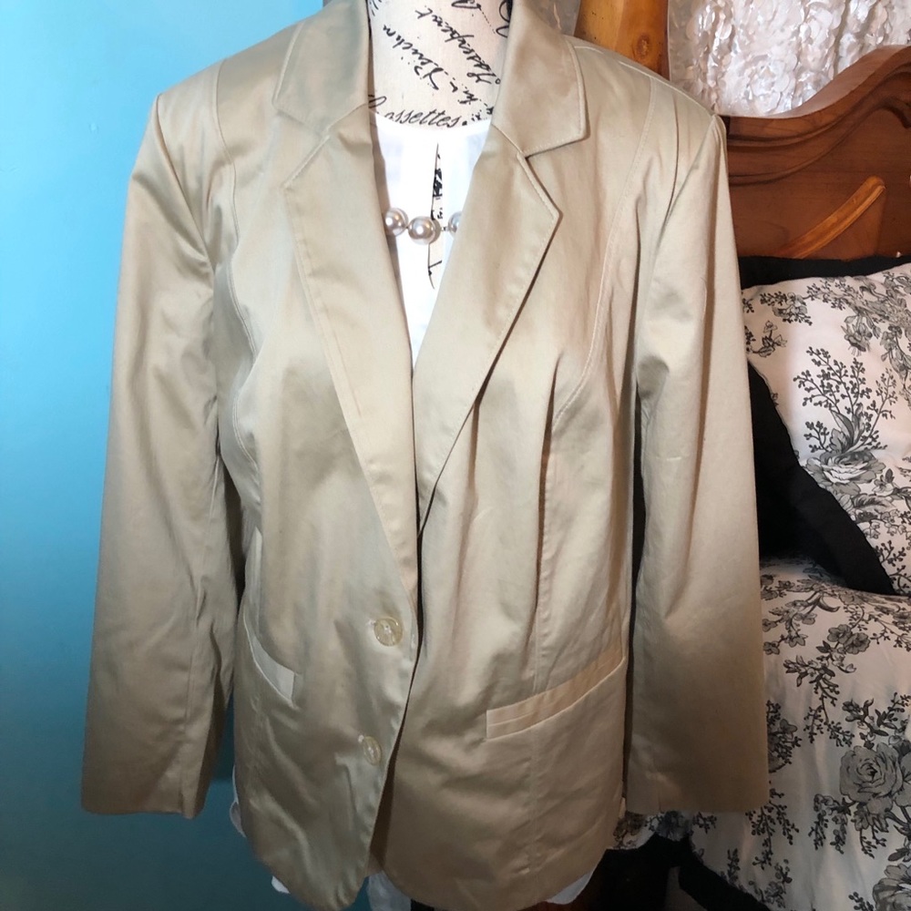 NWT Lane Bryant Khaki Blazer Size 18 - Picture 2 of 9